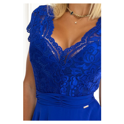 Šifonové dámské šaty v chrpové barvě s krajkovým výstřihem model 17639845 - numoco Možnost: XL
