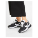 Nike Sportswear Nízke tenisky 'Air Max Pre-Day'  čierna / biela