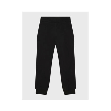Timberland Teplákové nohavice T24B99 S Čierna Regular Fit