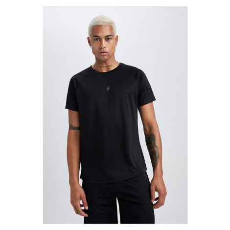 DEFACTO Black Fit Slim Fit Slim Cut Crew Neck Printed Sports Short Sleeve T-Shirt V2887az23au