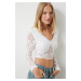 Happiness İstanbul Women's White Lace Stylish Knitted Crop Blouse