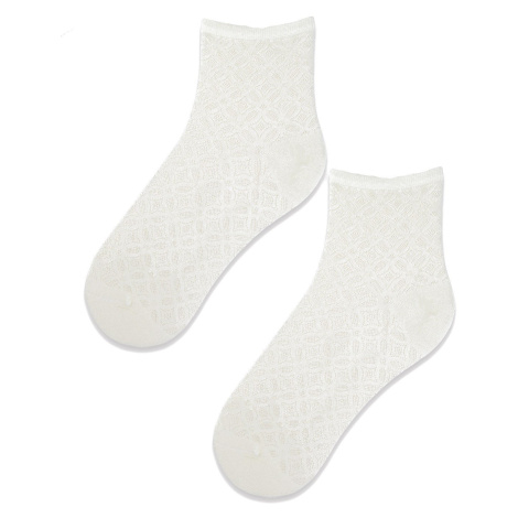 Členkové dámske ponožky Noviti ST041 - viskóza Ecru