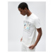 Tričko s potlačou Koton Slogan s kvetinovým detailom, bavlna s výstrihom Slim Fit Crew.