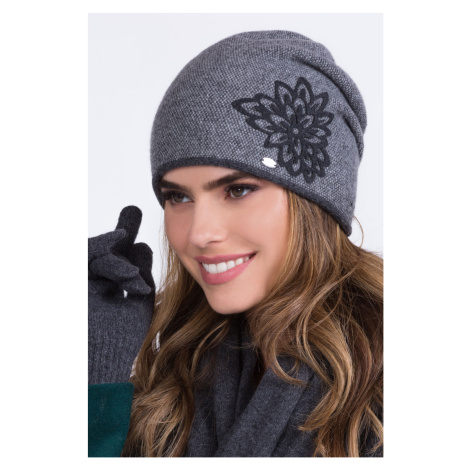 Dámske čiapky Kamea