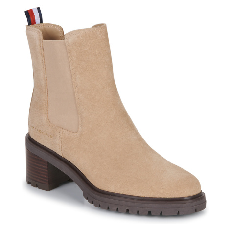 Tommy Hilfiger  Outdoor Chelsea Mid Heel Boot  Polokozačky Béžová