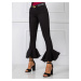 Čierne dámske džínsy s volánikmi na nohaviciach 20-SP-PLT5.37-black