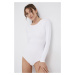 Tvarujúce body s dlhým rukávom Spanx SCOOP NECK LONG SLEEVES BODYSUIT biela farba, jednofarebné