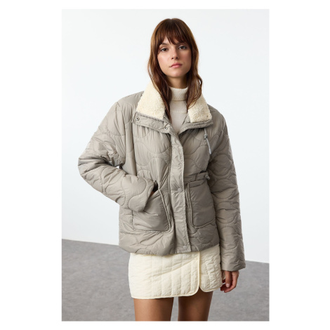 Dámske kabáty Trendyol