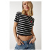 Happiness İstanbul Women's Black Heart Embroidered Striped Cotton Knitted T-Shirt