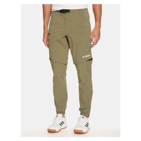 Adidas Outdoorové nohavice Terrex Utilitas IQ3505 Zelená Regular Fit