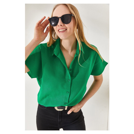 Olalook Women's Grass Green Bat Oversize Linen Shirt