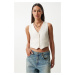 Happiness İstanbul Women's White Linen Short Vest