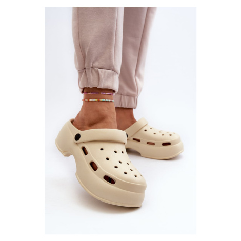 Women's foam slippers with solid soles Beige Danollia