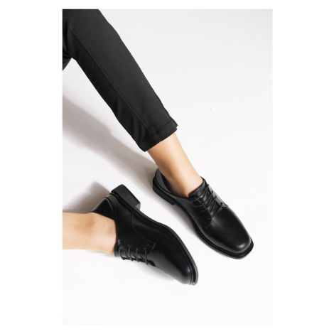 Dámske Oxford topánky Marjin, čižmy so šnurovaním, maskulínne ležérne topánky Rilen čierne.
