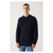 Avva Men's Navy Blue Crew Neck Pocket Detailed Cotton Loose Comfort Fit Relaxed Cut Knitwear Swe
