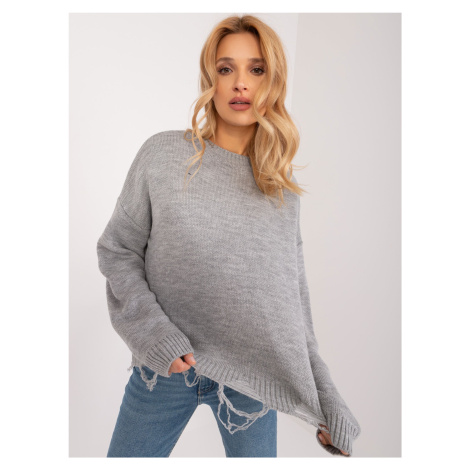 Gray oversize sweater with cuffs