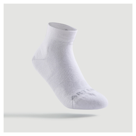 Detské športové ponožky RS 160 stredne vysoké 3 páry tmavomodré a biele ARTENGO