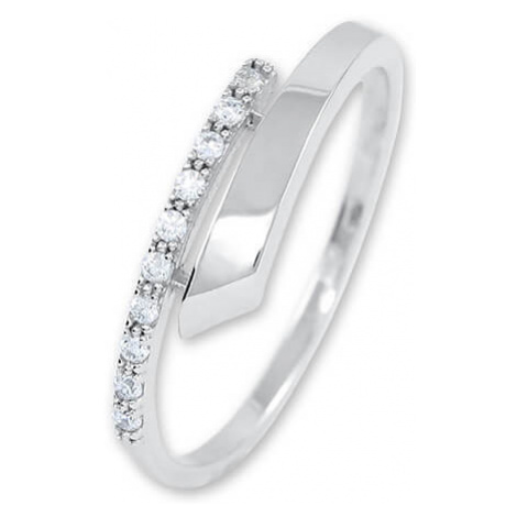 Brilio Nežný dámsky prsteň z bieleho zlata s kryštálmi 229 001 00857 07 55 mm