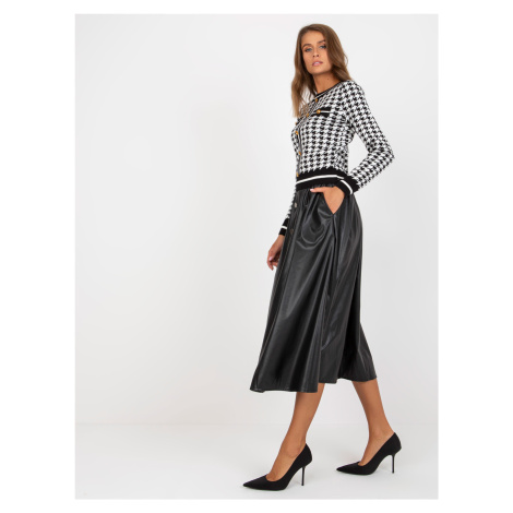 Skirt-263-SD-80382-1.63P-black Rue Paris