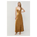 Šaty Bardot zlatá farba, maxi, áčkový strih