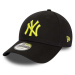 Šiltovka New Era 9FORTY Adjustable Cap New York Yankees League Essential Black Neon Green