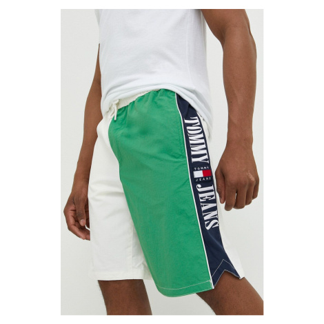 Šortky Tommy Jeans pánske, zelená farba Tommy Hilfiger
