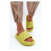 Women's foam slippers with thick soles, lime Beula