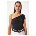 Happiness İstanbul Women's Black One-Shoulder Gathered Knitted Blouse