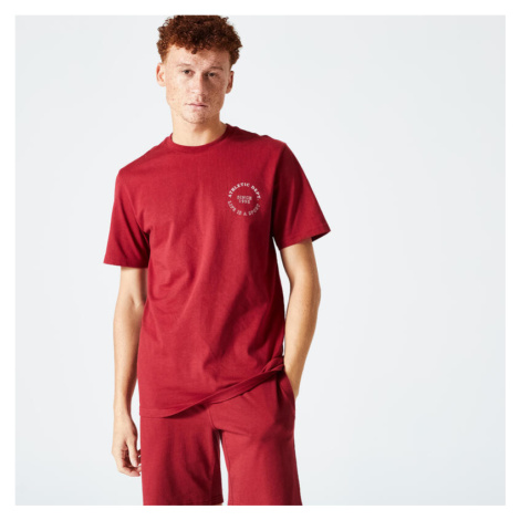 Pánske tričko na fitness 500 Essentials červeno-bordové s potlačou DOMYOS
