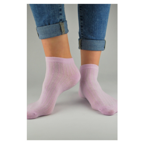 Unisex ponožky Noviti ST021 s ažurovým vzorom Fialová