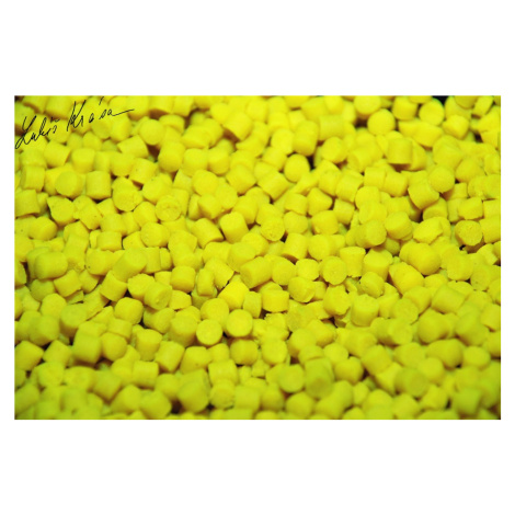 Lk baits pelety fluoro pineapple/n-butyric - 1 kg 4 mm