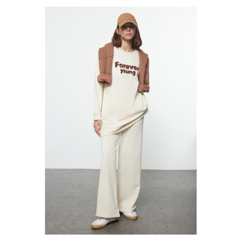 Trendyol Beige Slogan Printed Soft Fluffy Knitted Tracksuit