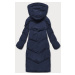 Tmavomodrá dlhá dámska zimná bunda s kožušinovou podšívkou (2M-011)
