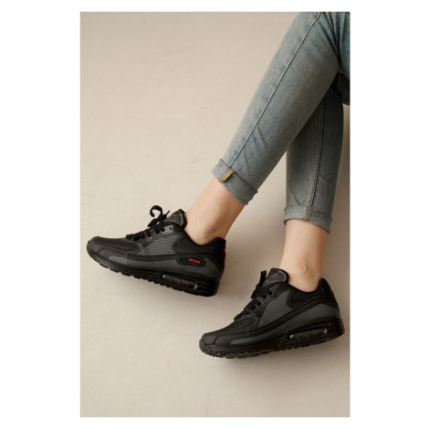 Riccon Black Air Sole Comfortable Unisex Sneaker 0021651