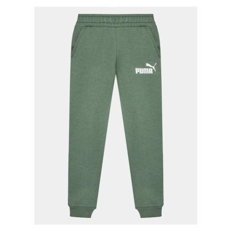 Puma Teplákové nohavice Ess Logo 586973 Zelená Regular Fit