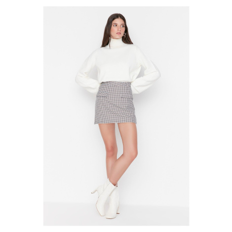 Trendyol Gray Pocket Woven Short Skirt