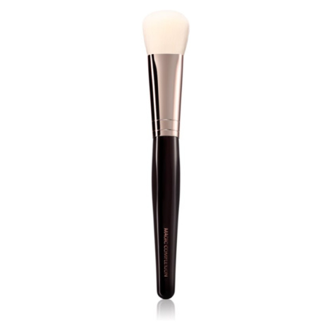 Charlotte Tilbury Magic Complexion Brush plochý štetec na make-up