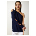 Happiness İstanbul Women's Navy Blue Window Detailed Single Sleeve Knitwear Sweater