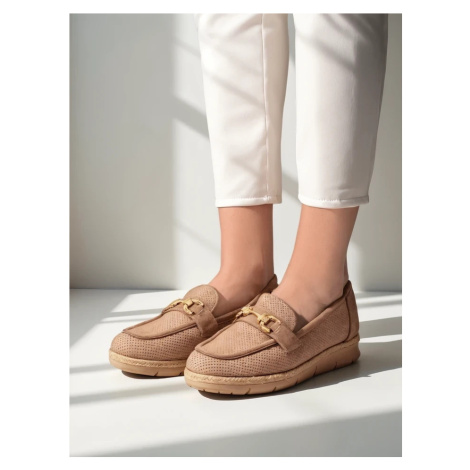 Resti Women&#039;s flat shoes with a decoration on the toe