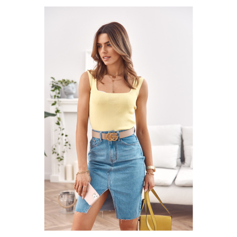 Knitted short top with shoulder straps, light yellow FASARDI