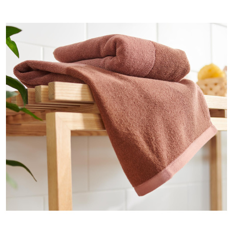 Kvalitné žakárové uteráky, 2 ks, kombinácia ružovej a hrdzavej Tchibo