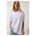 Happiness İstanbul Women's White Crew Neck Basic Oversize Knitted T-Shirt