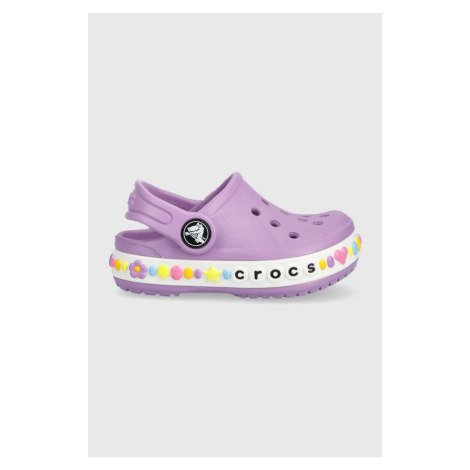 Dievčenské šľapky a žabky Crocs