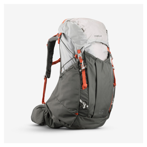 Dámsky trekingový batoh MT900 UL mimoriadne ľahký 45+10 l FORCLAZ