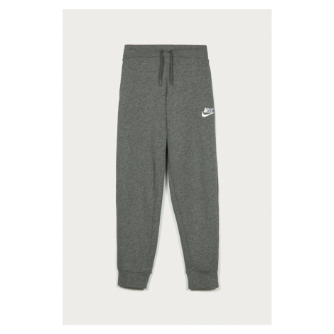 Dievčenské športové oblečenie Nike