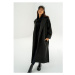 Čierny elegantný kabát MOSQUITO s opaskom