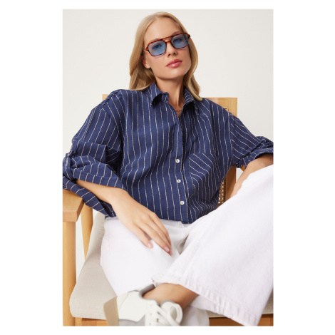 Happiness İstanbul Women's Navy Blue Thin Striped Crop Linen Shirt