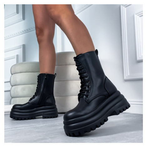 Čierne nízke čižmy iMóda