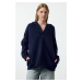 Trendyol Navy Blue Hooded Oversize/Wide Fit Thick Knitted Sweatshirt