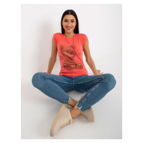 Coral-fitted T-shirt with teddy bear app